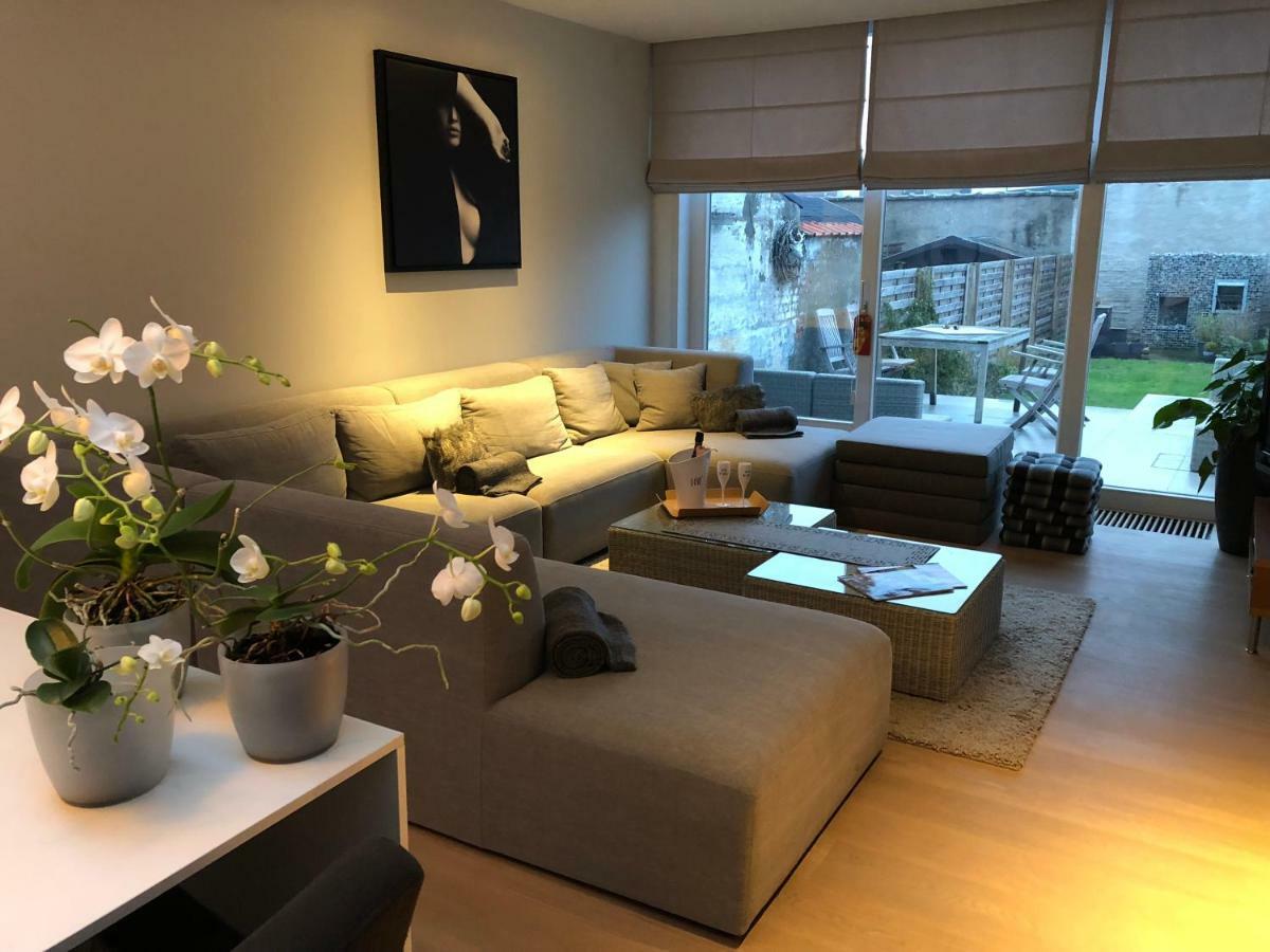 Home Bruges Cosy Comfort Modern Couple Privacy Walking Distance City Center Kitchen Terrace Garden Exterior photo